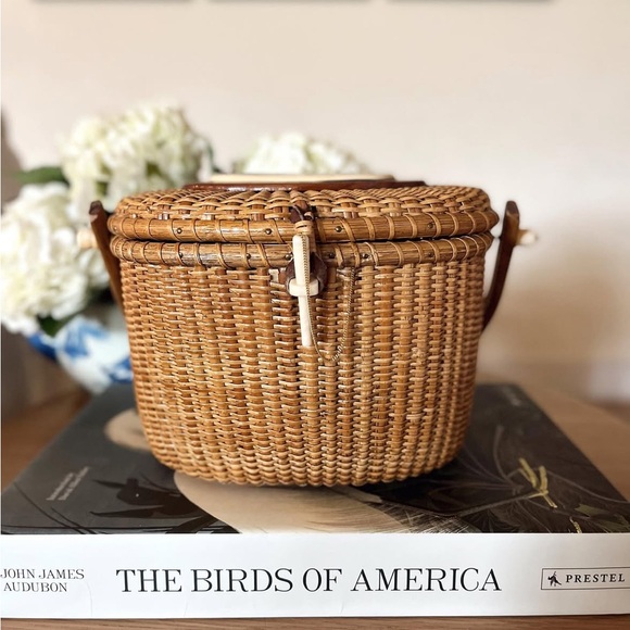 Wicker Basket Purse with Handle - Picture 4 of 8